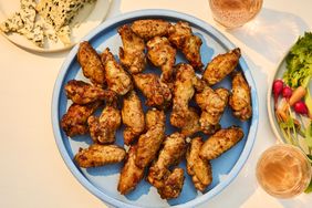 Charcoal-Grilled Chicken Wings